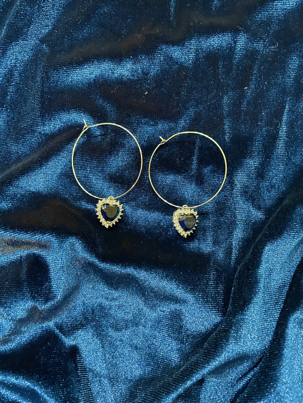 Sapphire Bleu | Heart Hoops